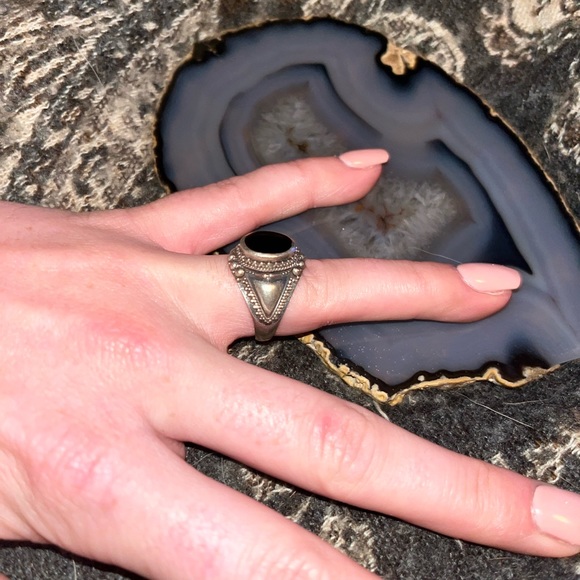 Sterling Silver Onyx 925 Size 7 ring - Picture 11 of 15
